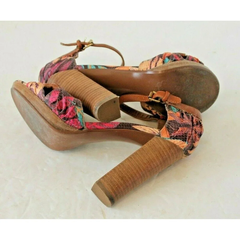 Not Rated Crush On You Floral Boho Heels Wood Block Sandals Sz 6M